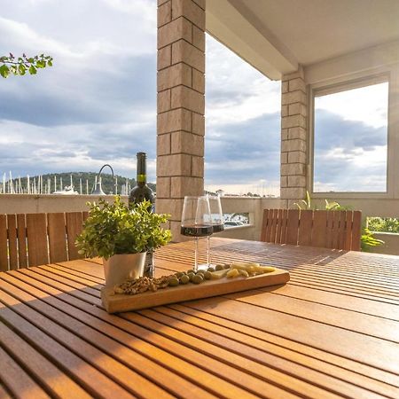 Apartmani Bilonic Rogoznica Rogoznica  Esterno foto