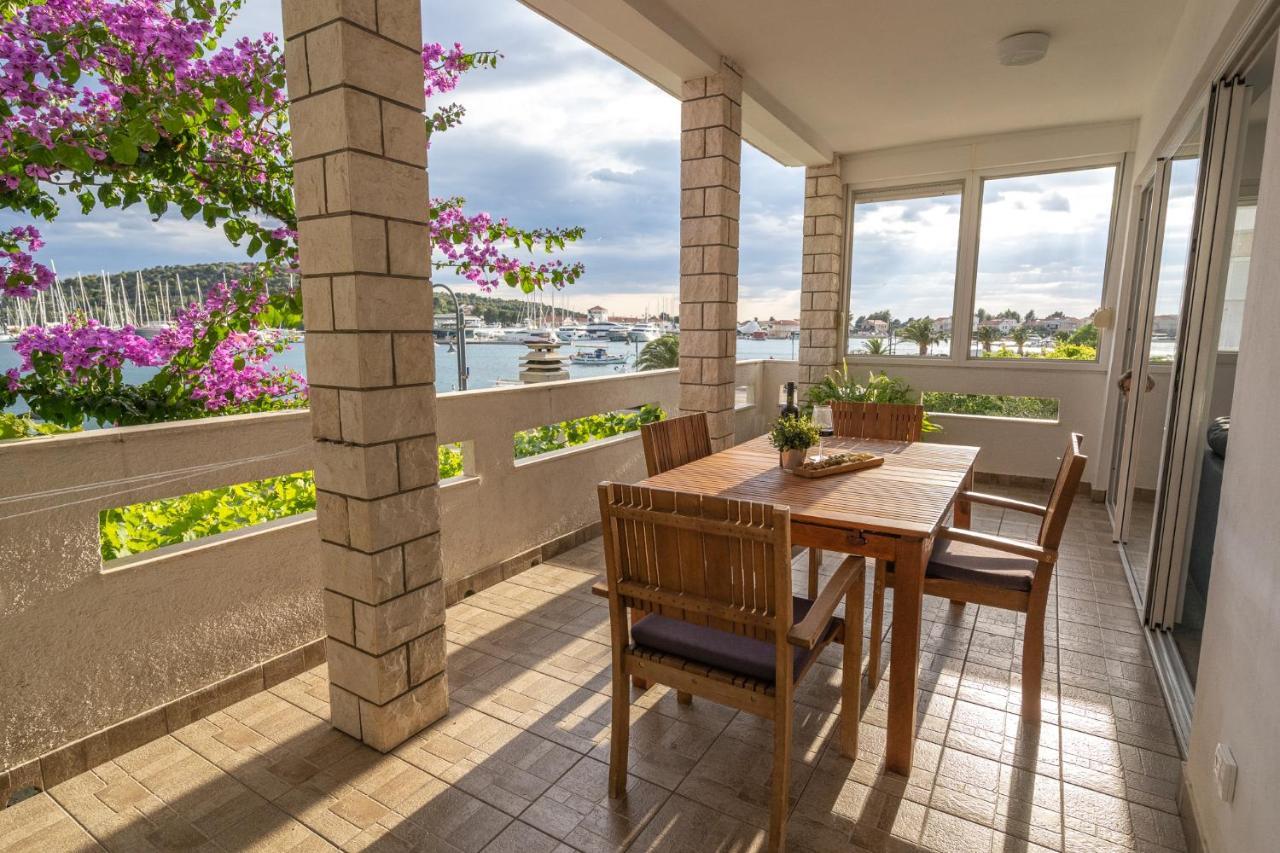 Apartmani Bilonic Rogoznica Rogoznica  Esterno foto